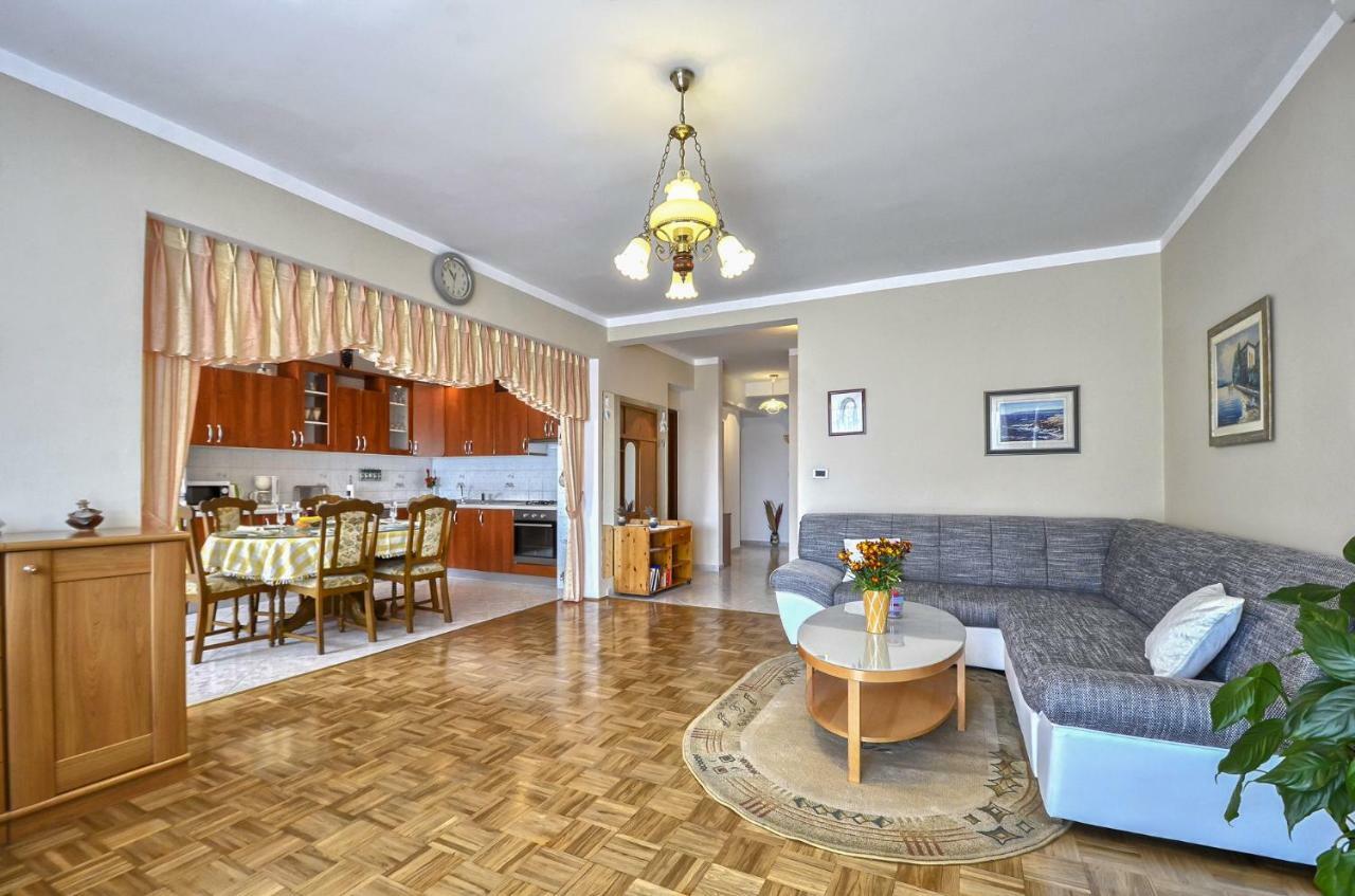 Pecirep Apartment