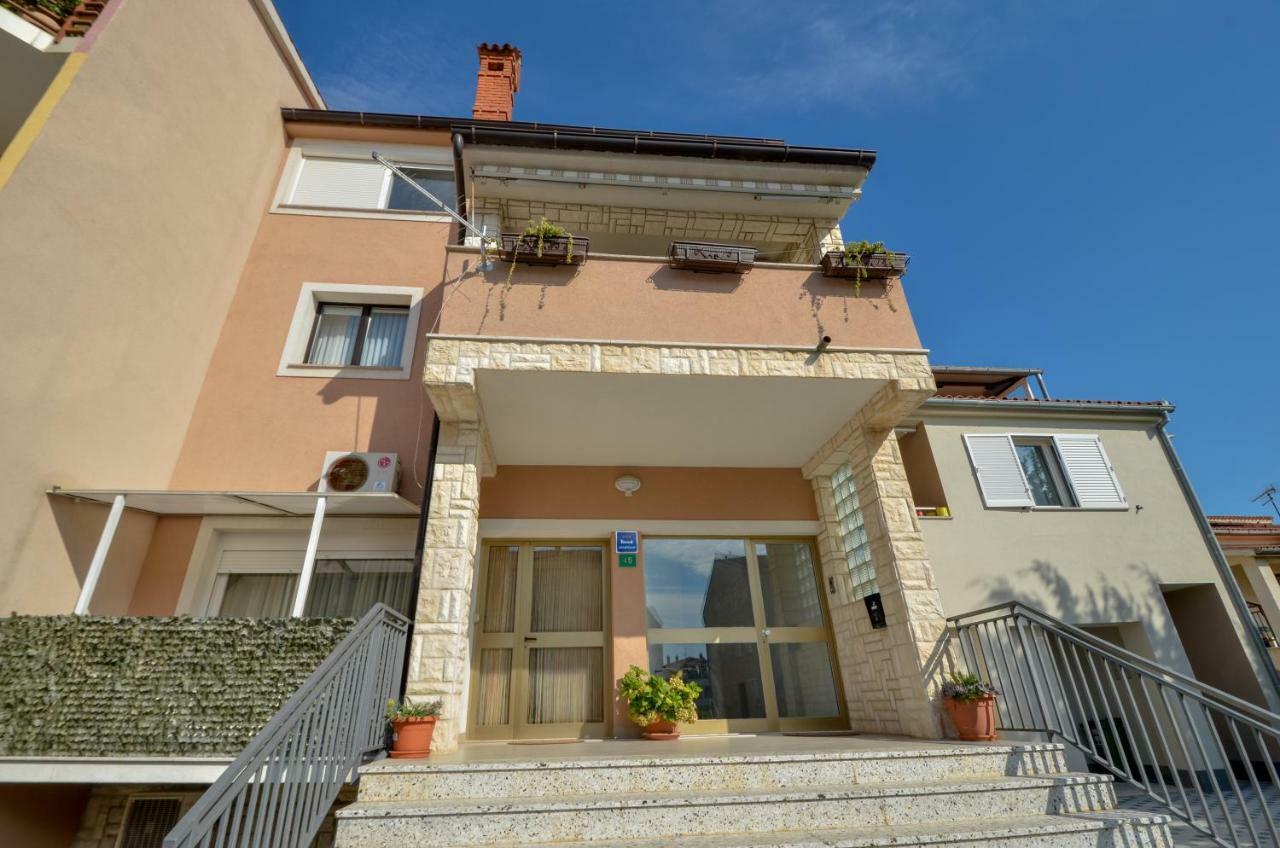 Apartment Pecirep *